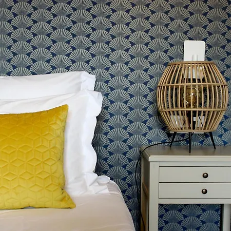 Pomade Hotel 3*